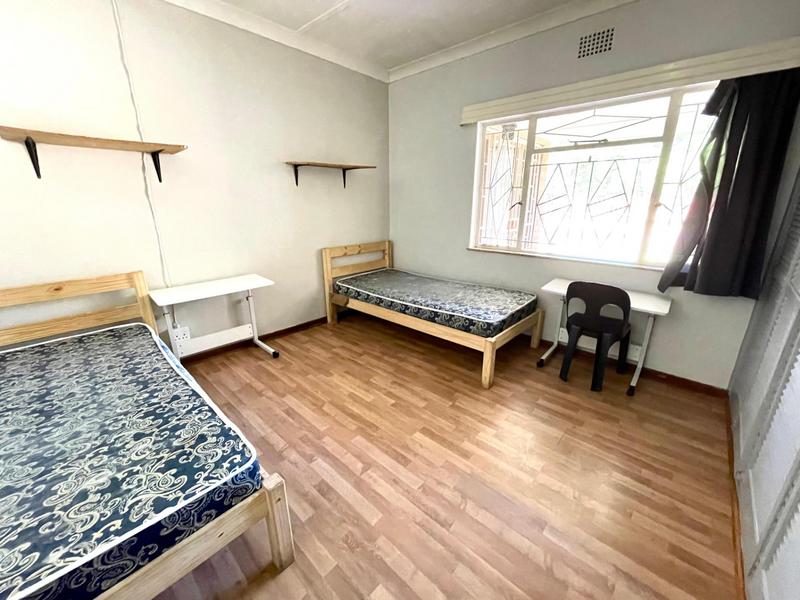 To Let 10 Bedroom Property for Rent in Bult West North West